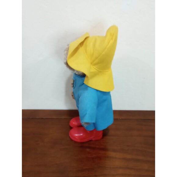 Paddington Bear Stuffed Animal w/Boots - Picture 4 of 6